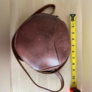 Portland Leather Small Circle, Crossbody bag, brown